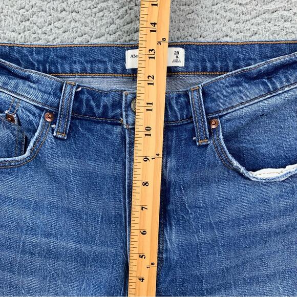 Abercrombie & Fitch Women's The '90's Baggy Low Rise Jeans - Size: 29/8s - Picture 9 of 15